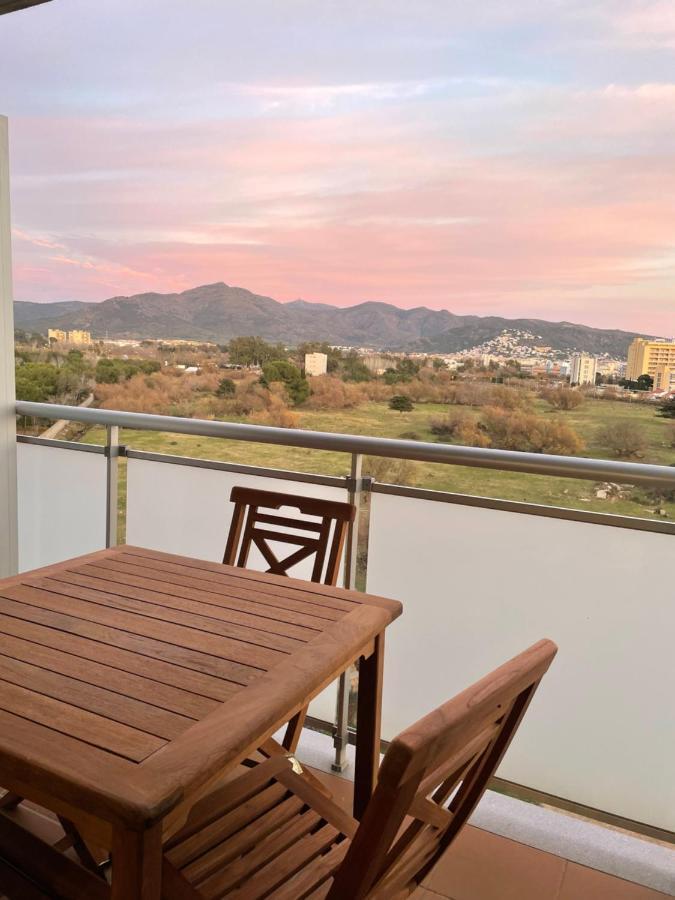 Magnifico Apartamento Cerca De La Playa Con Piscina - Ρόζες Εξωτερικό φωτογραφία