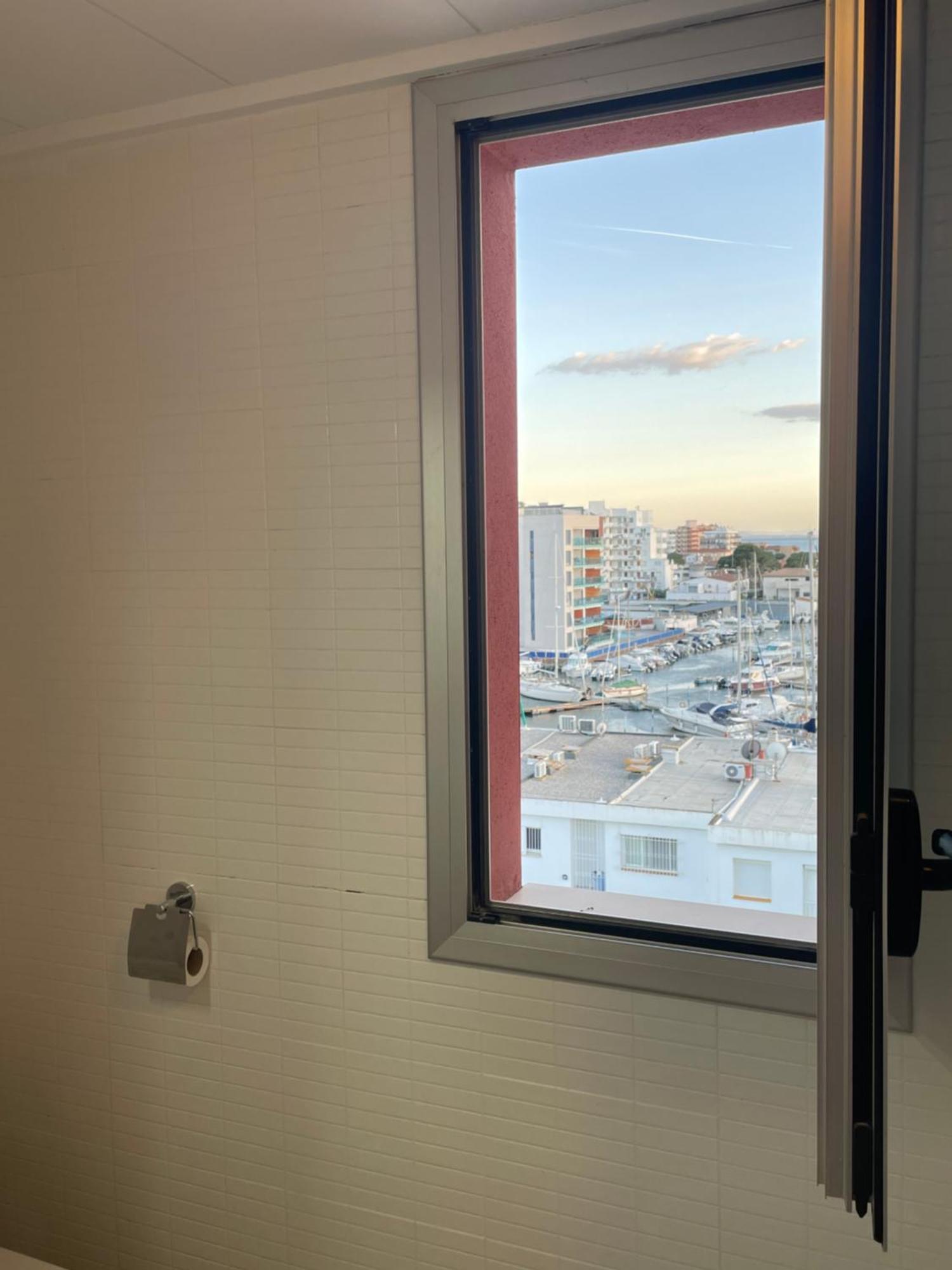 Magnifico Apartamento Cerca De La Playa Con Piscina - Ρόζες Εξωτερικό φωτογραφία